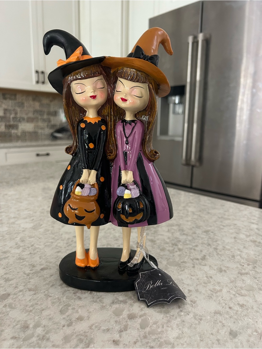 “New” Bella Luxe Sisters Halloween Witch Figurine - Black & Purple